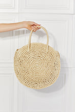 Load image into Gallery viewer, Beach Date Straw Rattan Handbag in Ivory
