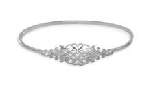 Load image into Gallery viewer, Ornate Cut Out Designed Bangle
